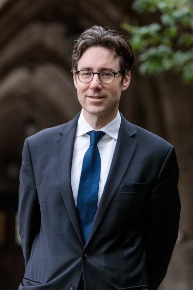 A portrait of Eric Slauter