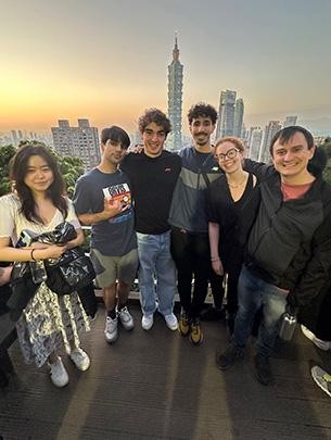 UChicago students at the top of Elephant Mountain in Taiwan.