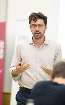 Leonardo Bursztyn