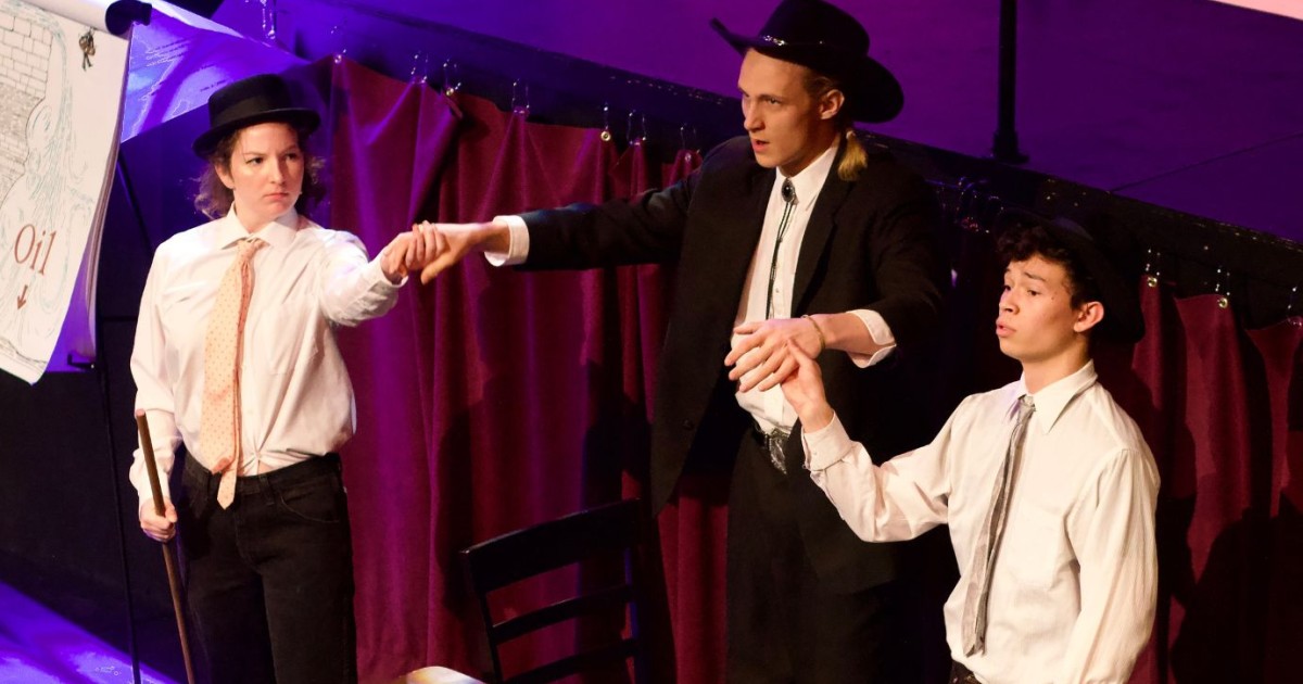 ‘Strings Attached’ brought a completely studentproduced, acted and